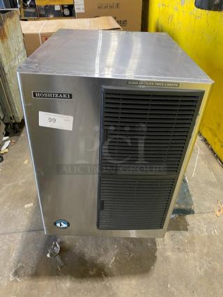 Hoshizaki KM-515MAH ice maker, stainless steel, air-cooled, crescent-cube style, electric, 115-120V, 1 phase, SN: B04669A.