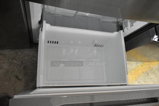 BRAND NEW Vissani MDBF18SS French door cooler with freezer, 115V, 1 phase, scratch and dent condition.