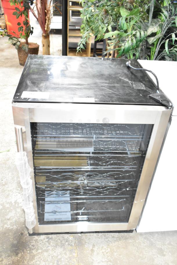 Vissani HVBC58ST Mini Cooler Merchandiser, 115V, 1 Phase. Glass door, stainless frame, wired shelving, good condition.