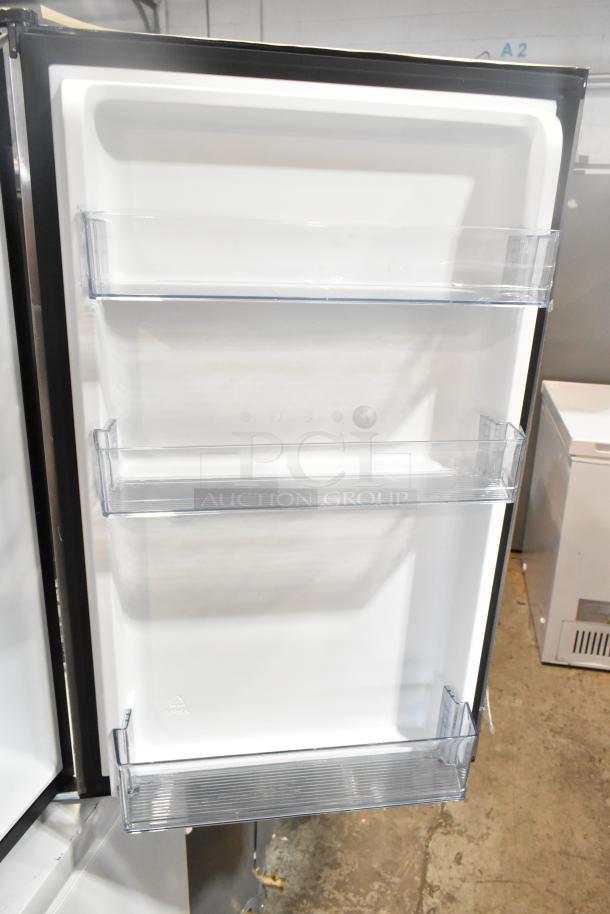 Vissani HVAR43GSE Mini Cooler, 115V, 1 Phase, features three clear door shelves, excellent condition.