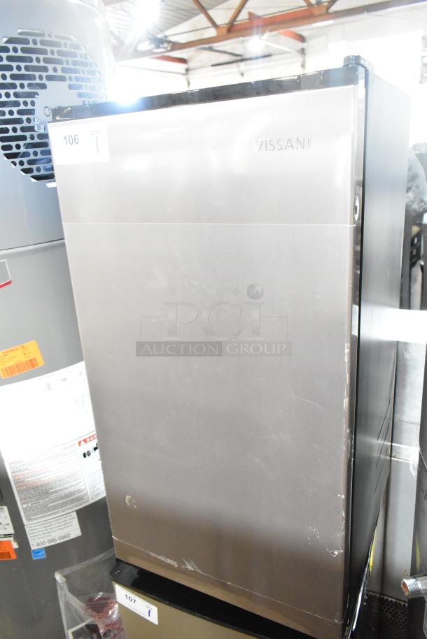 Vissani HVAR32SE Mini Cooler, metal finish, minor scratches, 115V, 1 phase. Model and volts indicated on visible tags.