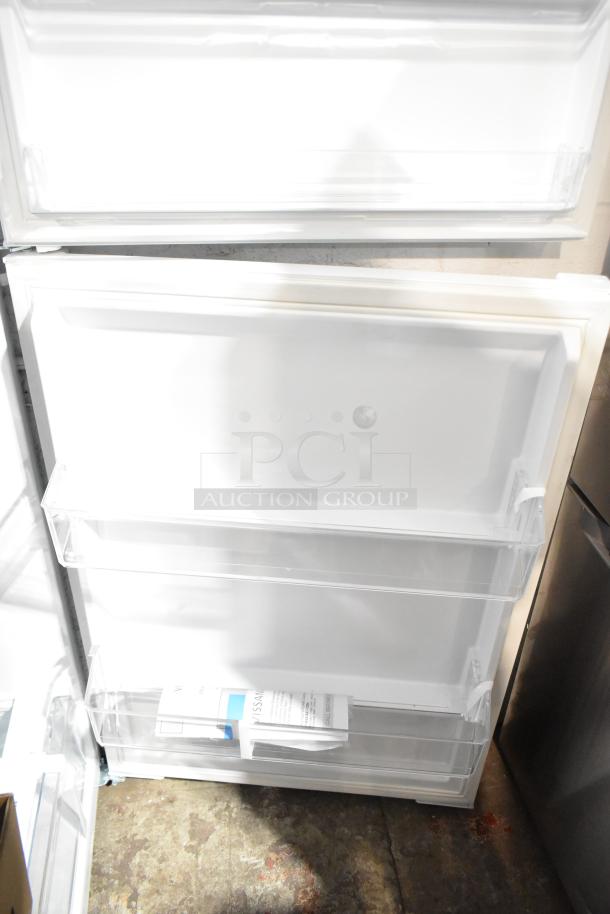 Brand new 2025 Vissani MDTF14WH5 reach-in cooler with freezer, scratch and dent condition, 115V, 1 phase.