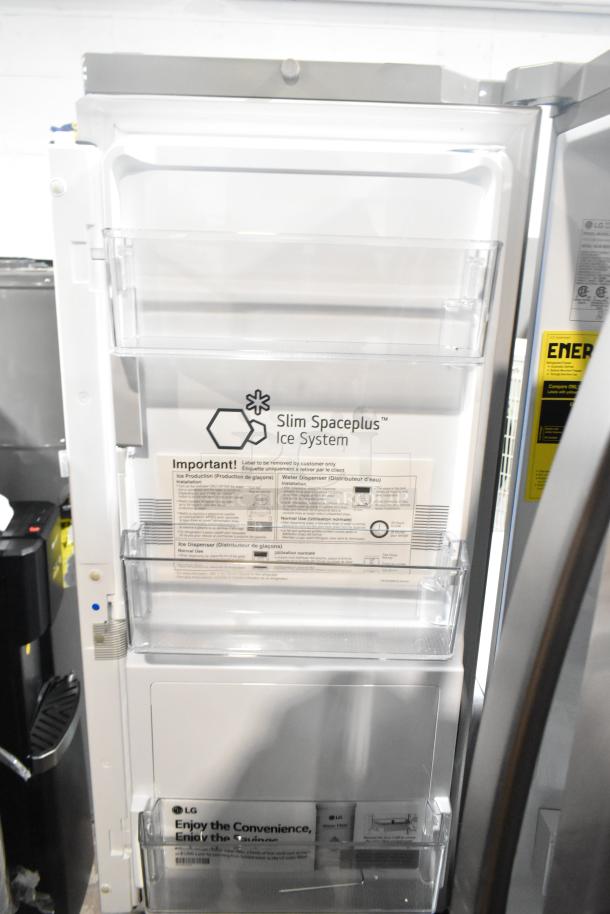 Brand new LG LRFXC2606S/00 French door fridge, slim ice system, drawer freezer, ice/water dispenser, 115V, scratch and dent.