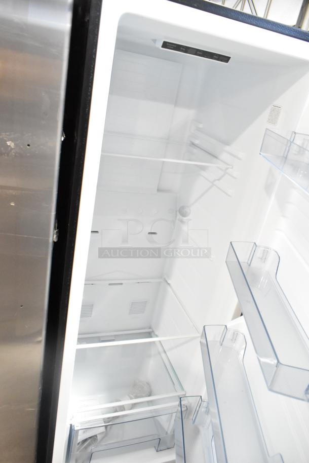 Brand new Vissani VSF11US2A16 convertible cooler/freezer, 115V, 1 Phase. Scratch and dent model with spacious interior.