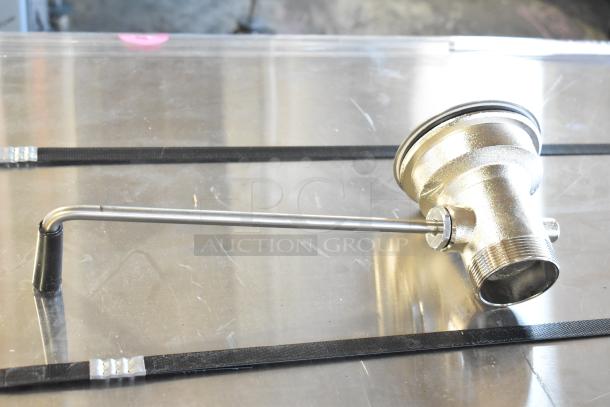 BRAND NEW Regency 600DT1 Twist Handle Waste Valve, 3 1/2" Sink Opening. Scratch and dent condition shown.