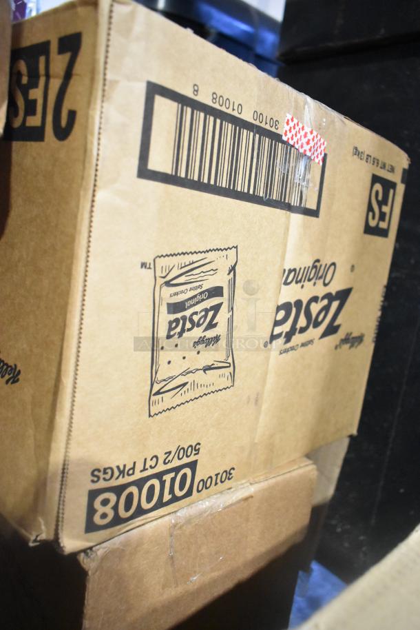 47 new scratch and dent boxes, including Smoothmove Prime Small, Rubbermaid Auto Foam. Features barcodes and labels.