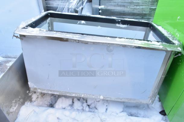 Regency 18x30 stainless steel drop-in ice bin, brand new scratch and dent, 7 circuit post-mix cold plate visible.