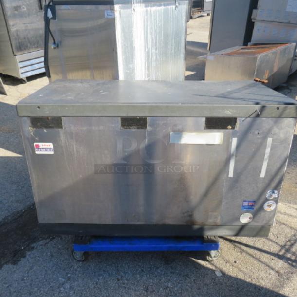 Scotsman Ice Maker, Model CME1656RS-32F, 208/230 Volt, 1 Phase, 48.5"x25"x29". Unable to test, signs of wear.