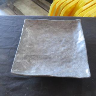 Elite 10" square melamine plate, model D10134SQ, in excellent condition with a textured gray finish.