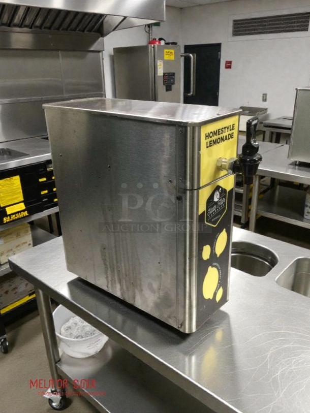 Newco FPM-1 Commercial Coffee Brewer, stainless steel, premium condition, fully tested, made in USA, "Homestyle Lemonade" label.