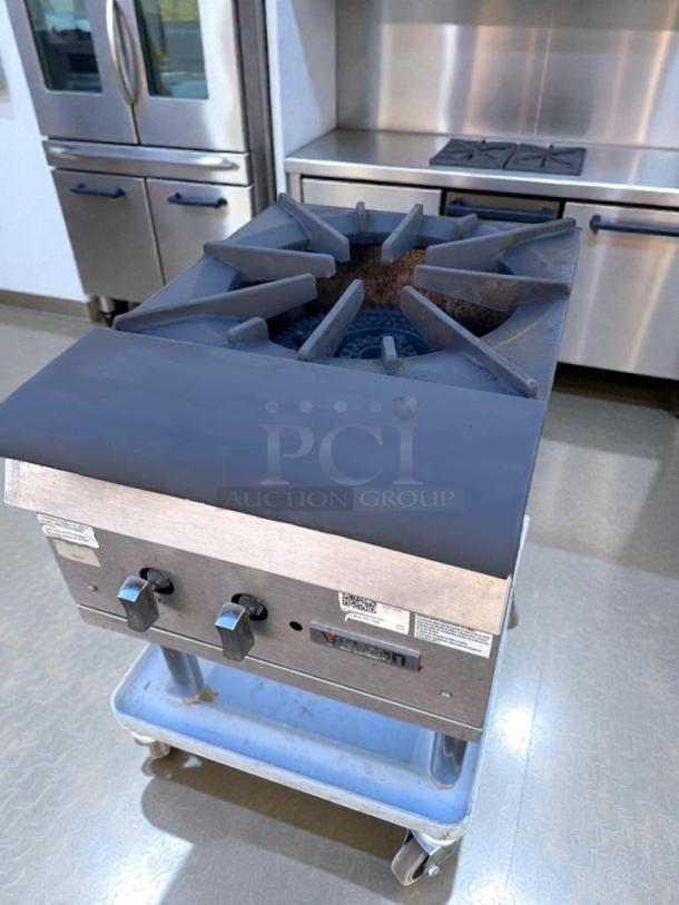 Commercial Grade Single Burner Stock Pot Range, top-tier condition, heavy-duty cast iron, fully tested, model SPR-M-STK-0469.