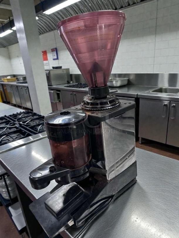 Astoria Commercial Espresso Grinder, UL Listed, 115V, premium condition, tested and operational, Italy-made.