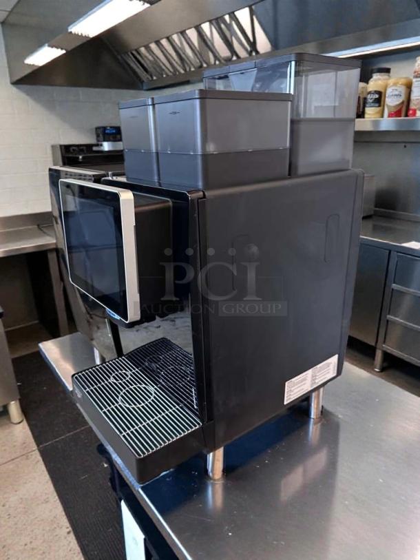 BRAND NEW Franke A1000 FCS4050 commercial coffee machine, automatic espresso, UL/NSF listed, sleek design, Switzerland-made.