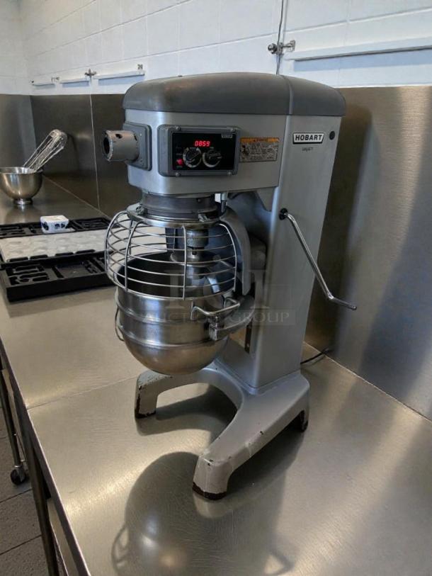 Hobart HL300 30 Qt Commercial Planetary Mixer, premium condition, 115V, UL & NSF listed, fully tested, Hobart logo visible.