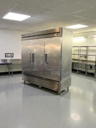 True T-72 3-Door Commercial Refrigerator, stainless steel, 115V, excellent condition, tested, on casters, O’Fallon, Missouri.