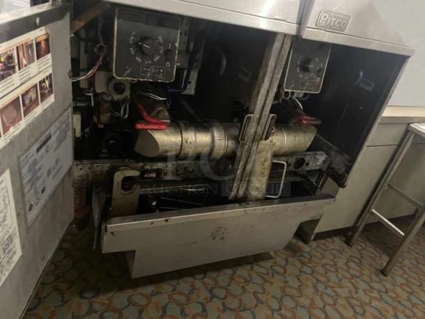 Pitco SG14JS commercial gas fryer, immaculate condition, natural gas, fully tested and working, visible labels and dials.