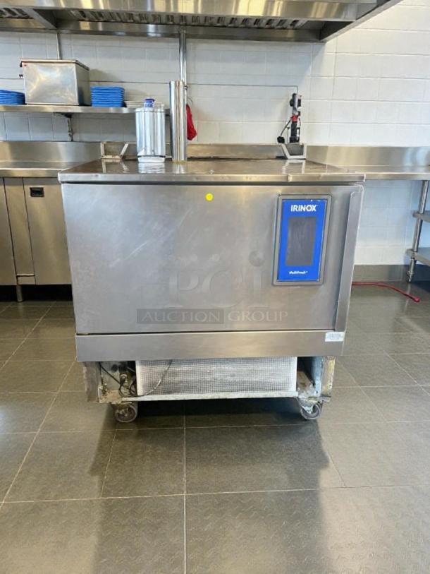 IRINOX MF30.2 commercial blast chiller/freezer in top-tier condition, 208V/3 Phase, Italy-made, fully tested and working.