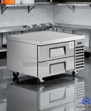 True TRCB-36-HC refrigerated chef base with 2 drawers, exceptional condition, 115V single phase, fully tested, on casters.