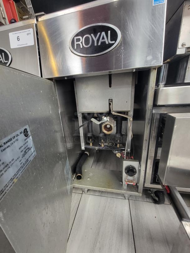 Pair of Royal REEF-35 commercial deep fryers, stainless steel, natural gas, 24,000 BTU/hr, professional kitchen equipment.
