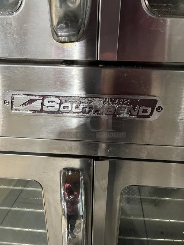 Southbend SilverStar SL-Series stainless steel double-stacked convection oven, model SLES20SC, with thermostatic controls.