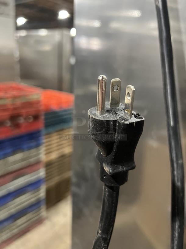 Vulcan Commercial Stainless Steel Heated Holding Cabinet, Model VP18, with plug detail, 120V, on casters.