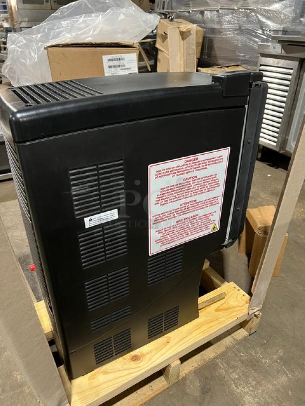 Cornelius Nitropro Mini Series commercial countertop cold brew dispenser, model NITROPROMINI2290, new condition, 115V.