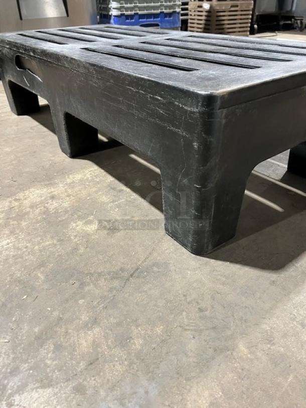 MasonWays Poly-Might Series 48"x22" Dunnage Rack, Model 482212, Black, On Legs, Commercial Use, Good Condition.