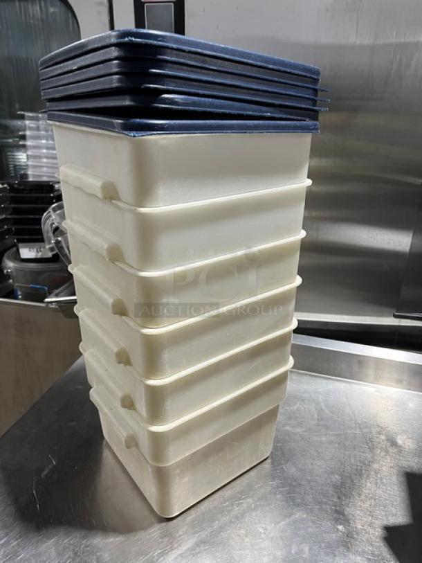 Cambro commercial square food storage containers with navy-blue lids stacked, excellent condition.