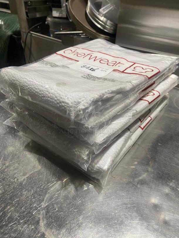 New Chefwear CW5031-CW40 white chef coat, 3X size, textured style. Sealed packaging, ideal for commercial use.