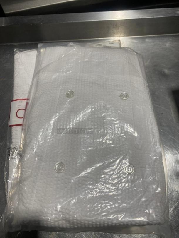 NEW Chefwear Commercial Chef Coat, White, Size 3X, Textured Style, Model CW5031-CW40, packaged, excellent condition.