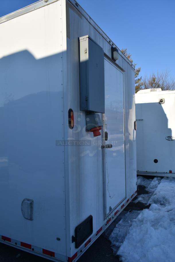 Brand new Nationwide 24' shell food trailer from 2021, ready for customization. Equipped with Gree air conditioning.