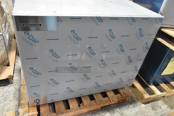 BRAND NEW 2026 Hoshizaki KM-2200SWJ3 Ice Machine Head, 2221 lb/24 hr, 208-230V, 3 Phase, in original packaging.