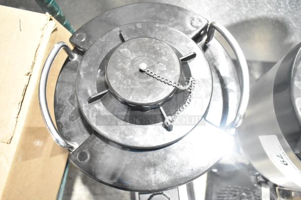 Avantco 177CS15 VT15-001 1.5 gallon thermal coffee server with sturdy stand, black and silver finish, visible top lid chain.