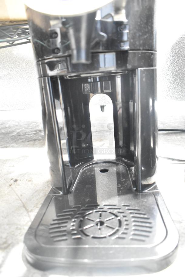 Avantco 177CS15 1.5 Gallon Thermal Coffee Server with Stand, black, sturdy design, good condition.