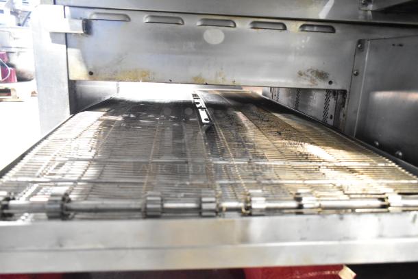 Turbochef HhC2020 commercial rapid cook oven with conveyor, stainless steel, used condition. 208/240V, 3 phase.