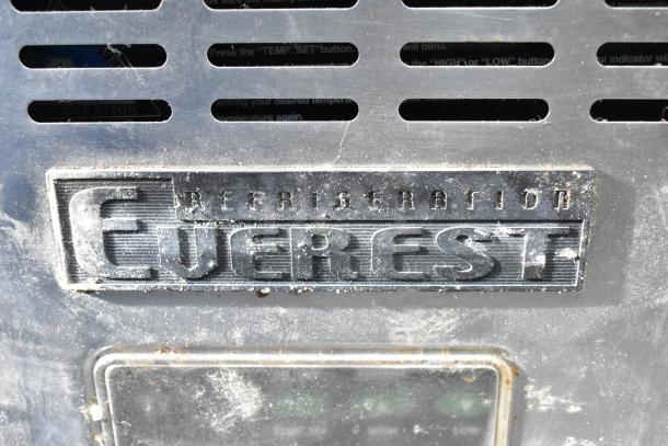 Everest EPR2 Commercial Sandwich Salad Prep Table with Bain Marie Mega Top, 115 Volts, 1 Phase, label showing brand name.