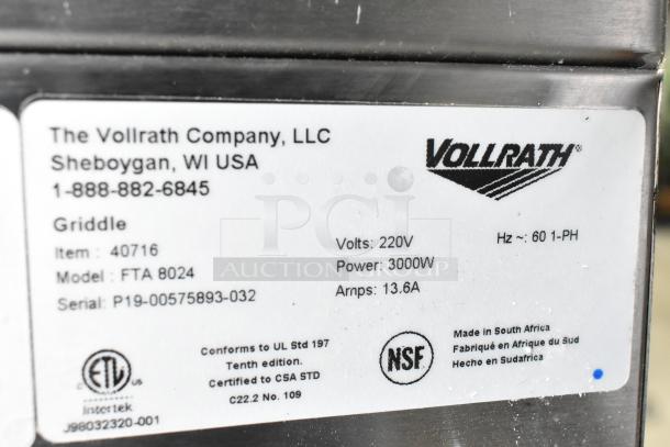 Vollrath Cayenne FTA 8024 Electric Griddle label. Model 40716, 220V, 3000W, 13.6A. Made in South Africa.