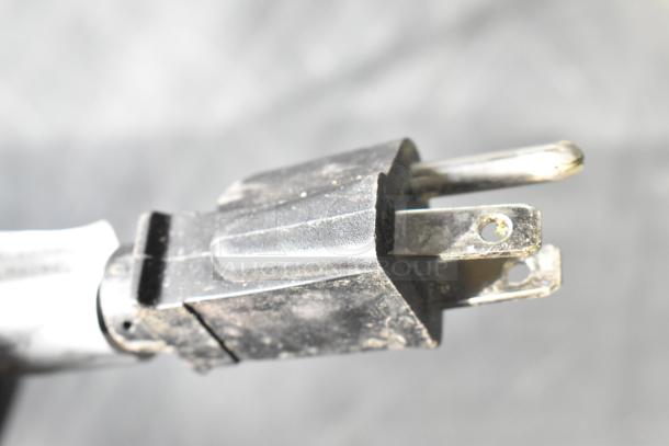 Close-up of the TWRG-200 Countertop Smokeless Grill power plug. Model TWRG-200, 120 Volts, 1 Phase.