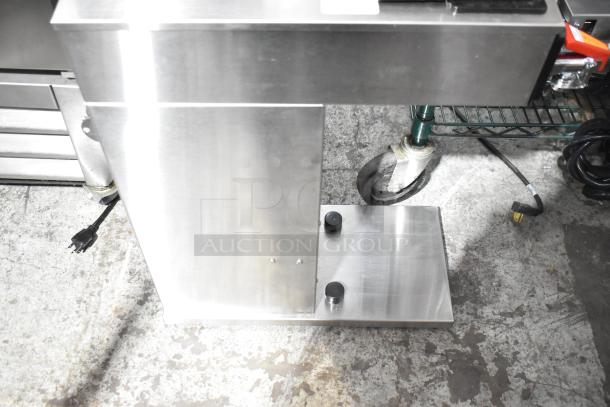 Brand new Bunn CWTF15-APS coffee machine, 120V, 1 Phase. Scratch and dent condition, stainless steel finish.