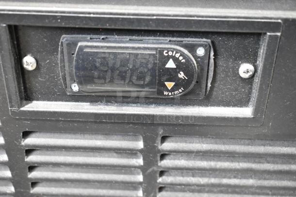 2019 Habco SE18 Commercial Cooler Thermostat Display. Shows temperature control, marked with "Colder" and "Warmer".