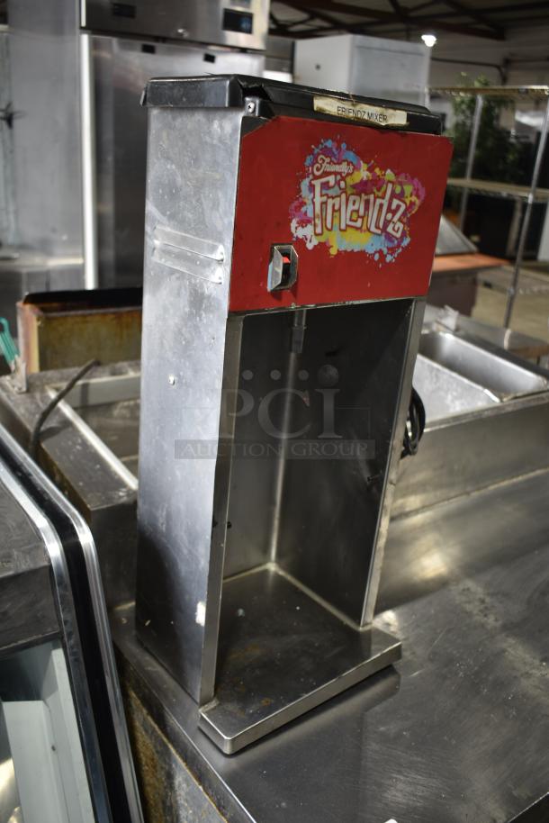 Vita-Mix VM0800A Commercial Countertop Drink Mixer, 120V, 1 Phase. Features front branding. Used condition.