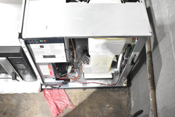 Scotsman NS0622AX-1A Nugget Ice Machine, 664 lb. capacity, new scratch and dent, 115V, 1 Phase, internal view.