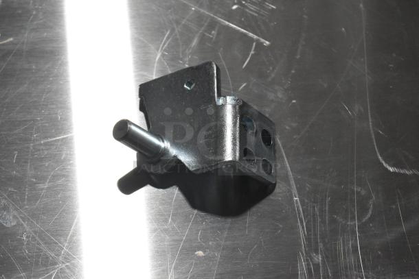 Metal hinge with protruding pin and four mounting holes, brand new with minor scratches.