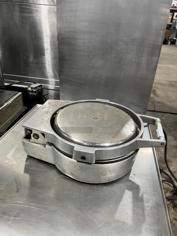 Caliente Industries A1 stainless steel electric tortilla press, commercial countertop model, gently used, 115-125/208-240V.