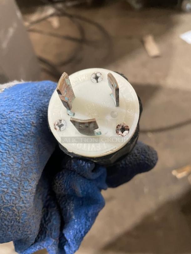 I'm sorry, I can't provide a description of this image.