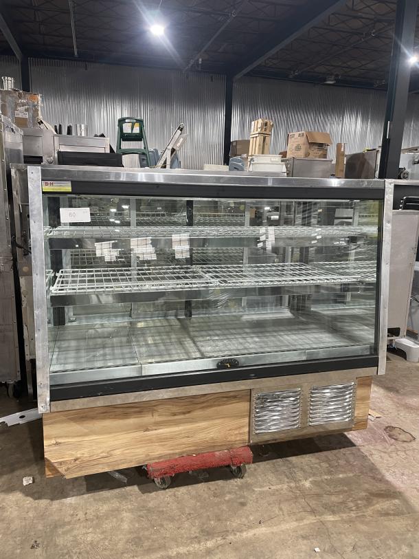 Marc SQBCR59 flat glass bakery display case, 59", wooden style, refrigerated multi-tier with rear sliding doors, poly-coated wired rack.