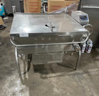Groen 40 Gal. stainless steel gas braising pan on legs, tilting design, commercial kitchen equipment, good condition.