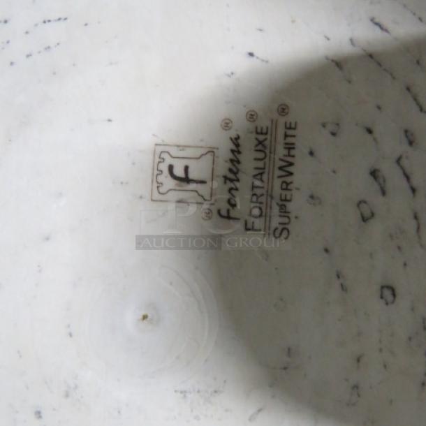 14x8 Fortessa Forteluxe platter, SuperWhite. Features brand markings on base. Excellent condition.