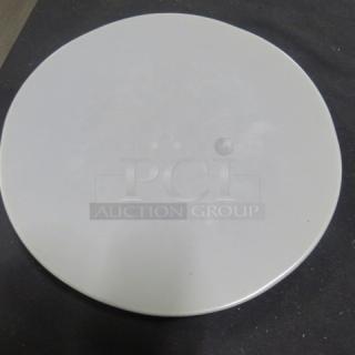 Fortessa dinner plate, 11-inch, gray, minimalistic design, in good condition. Model 12XBID.