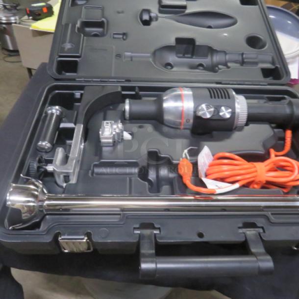 New Kitchenaid 18" Variable Speed Immersion Blender, Model KHBC4180B, with carry case. Includes orange cord; 120 volt.